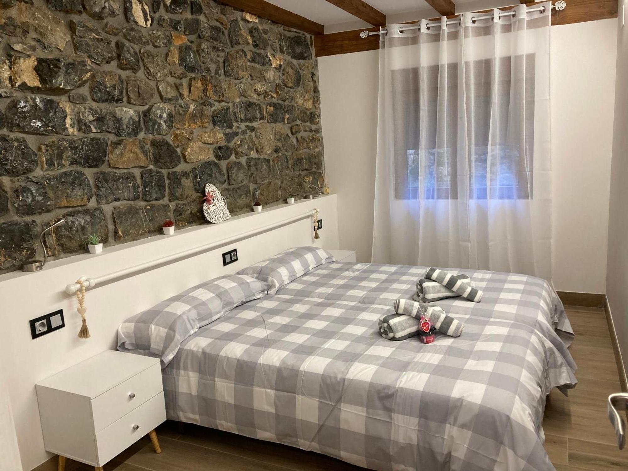 Apartamentos Iramar Рамалес-де-ла-Виктория Экстерьер фото